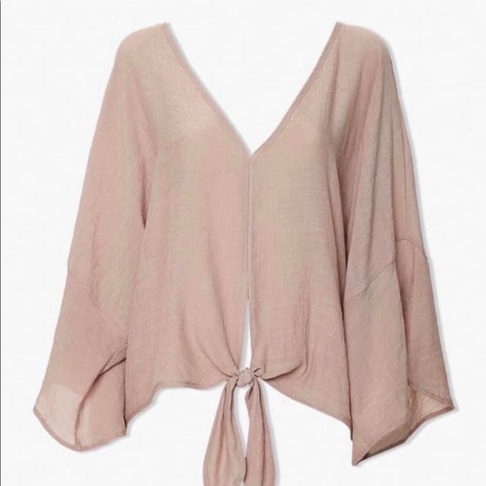New blouse whit tags perfect for summer